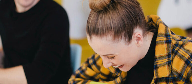 6 Top Tips for rewarding Insight Community members researchbods