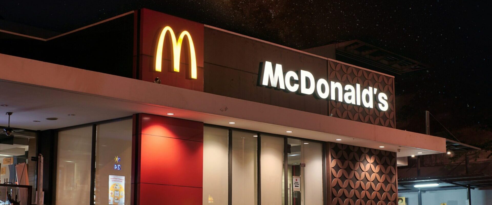 mcdonalds restaurant at night